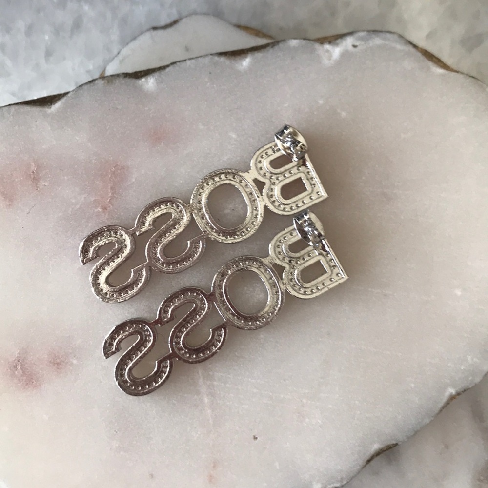 BOSS EARRINGS - Picture 5 of 6